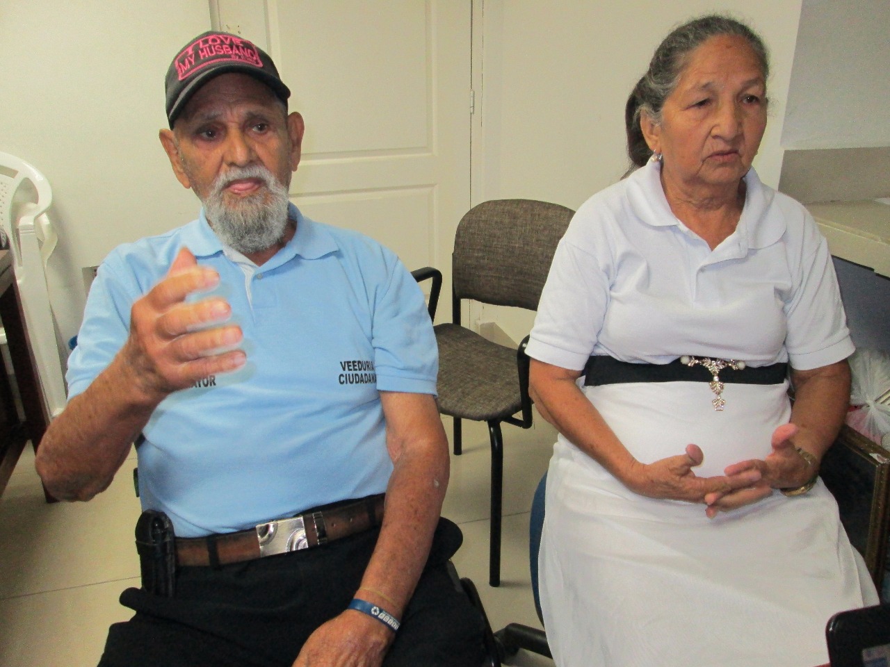 Distrito brinda acompañamiento al adulto mayor en la atención en salud