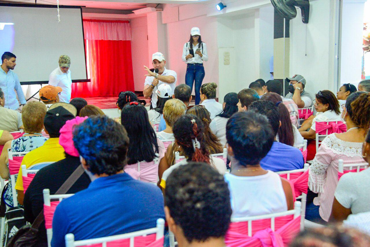 Gremios y residentes de la Localidad Tres apoyan plan de contingencia de la Essmar Gremios y residentes de la Localidad Tres apoyan plan de contingencia de la Essmar