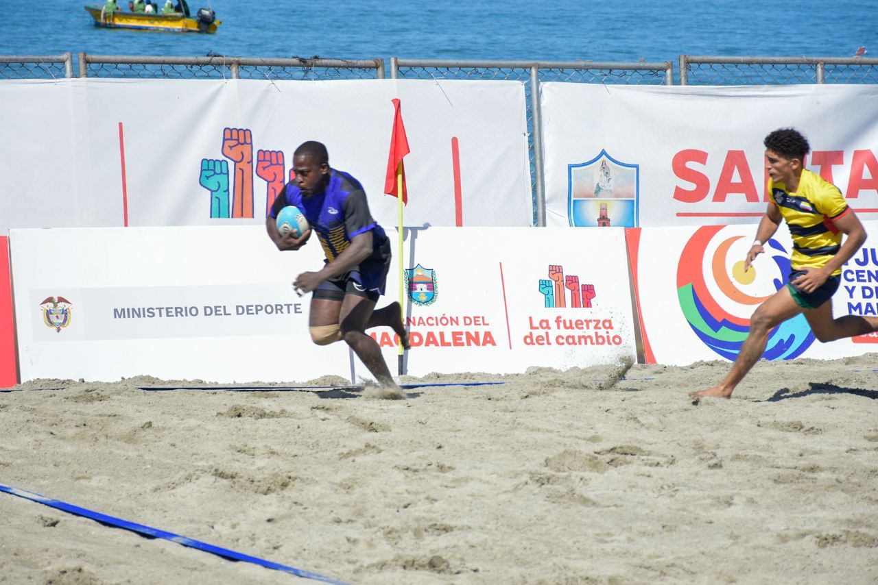 Emocionante arranque del rugby playa en los I Juegos Centroamericanos y del Caribe Mar y Playa