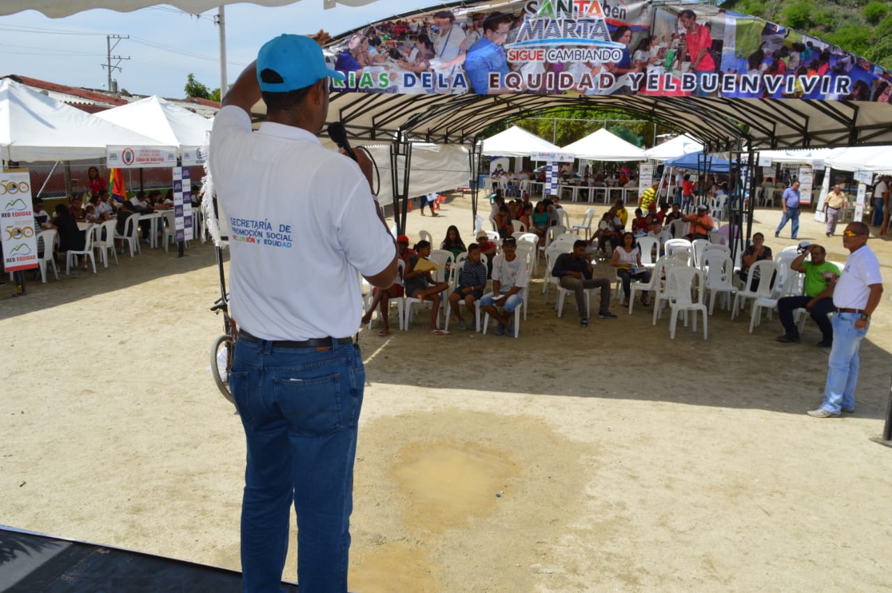 Yosaris, un especial  ejemplo de inclusión en las Ferias de la equidad