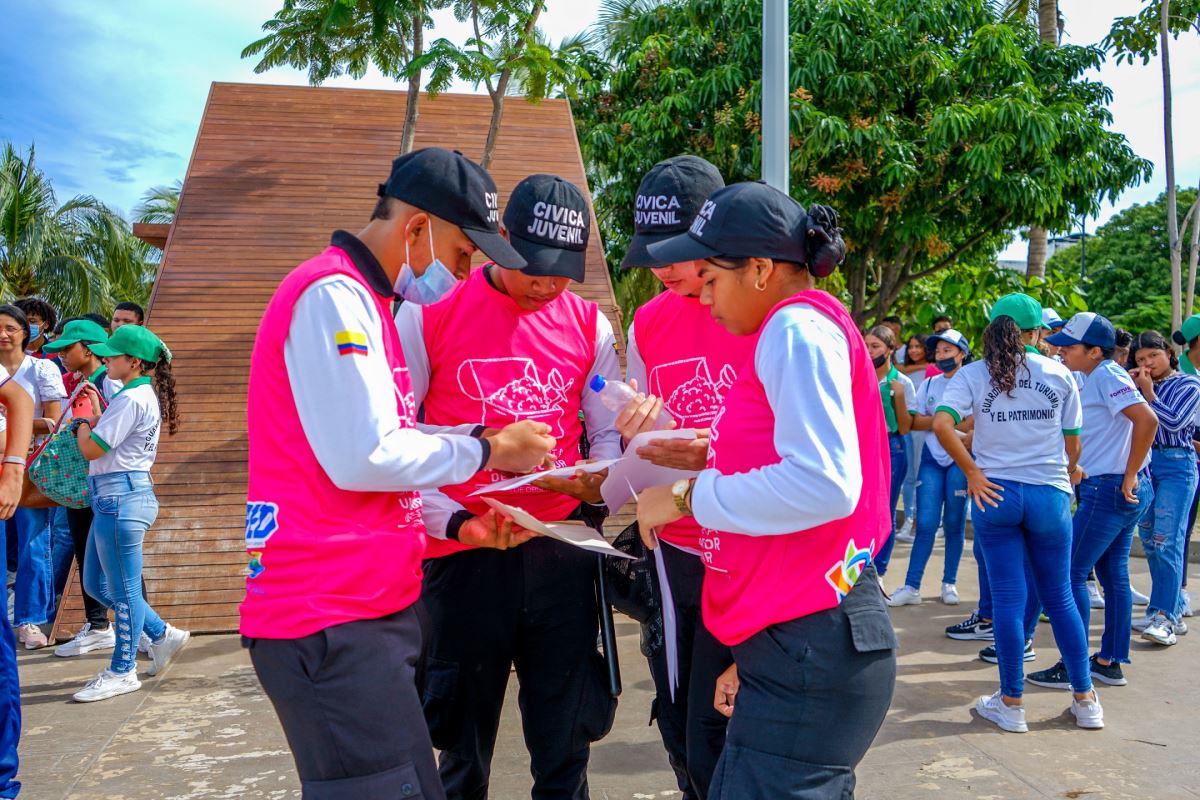 Centro Histórico fue epicentro de la carrera de observación "Santa Marta, un tesoro por descubrir"