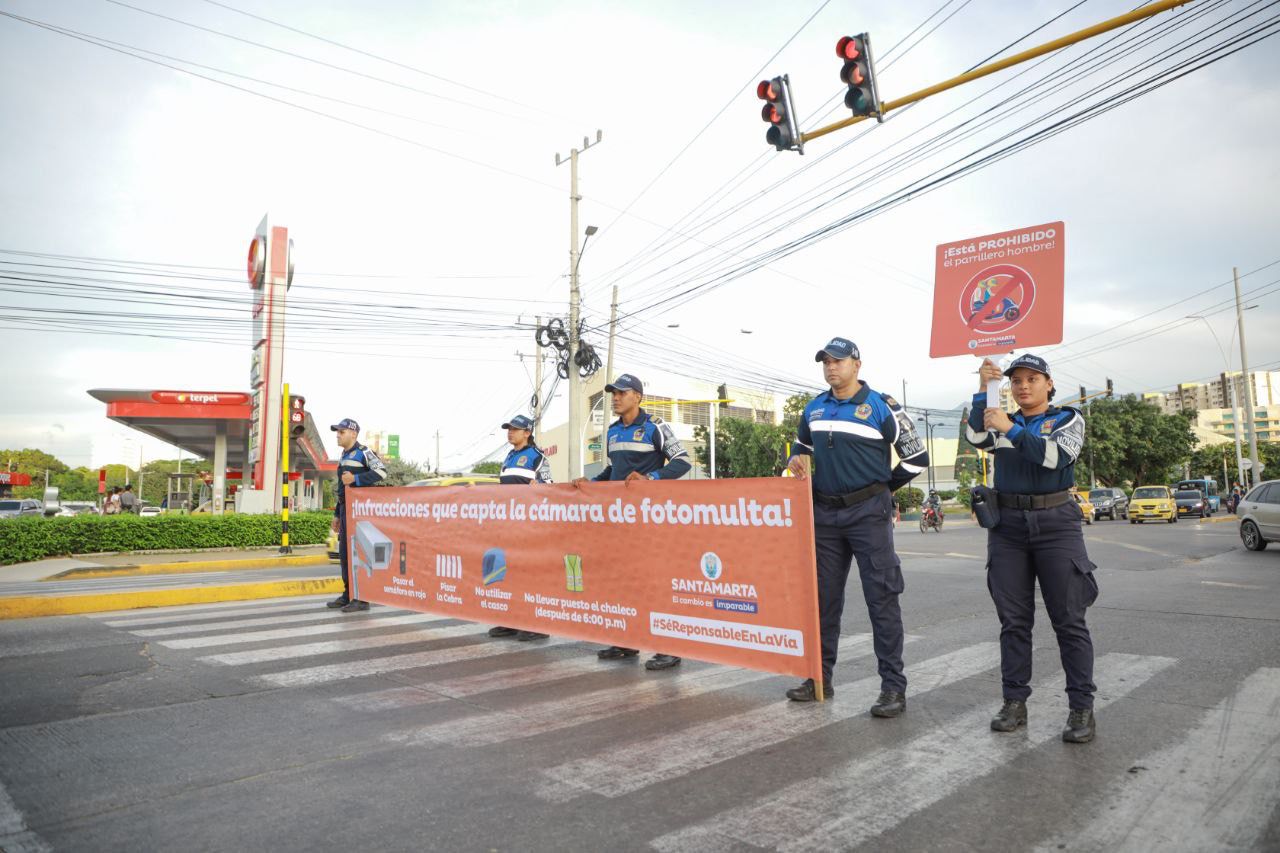 Alcaldesa lideró campaña de sensibilización vial y movilidad en las calles del Distrito