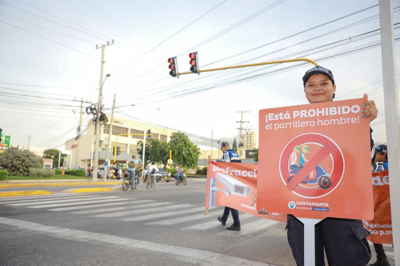 Alcaldesa lideró campaña de sensibilización vial y movilidad en las calles del Distrito