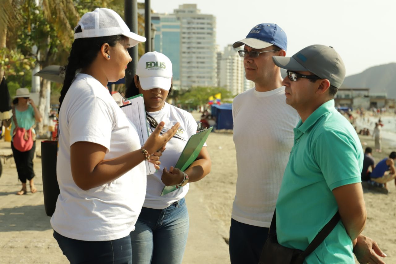 La Edus socializó a turistas proyecto de intervención del malecón de la Bahía