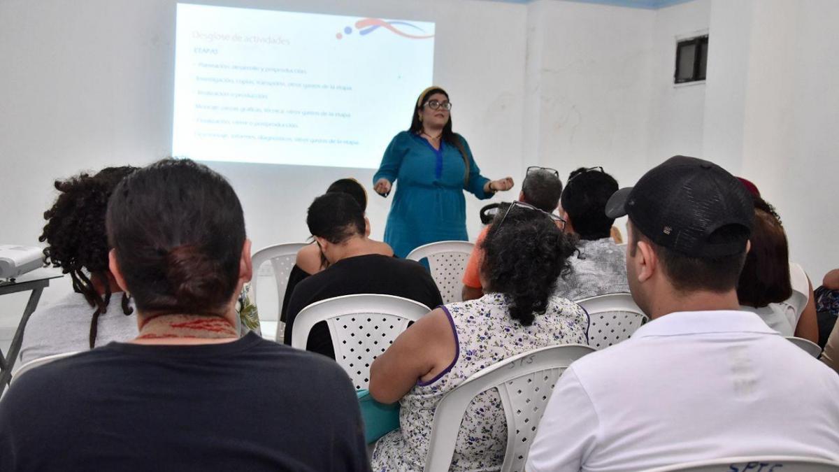 Distrito capacita a participantes en convocatoria del FODCA 2020