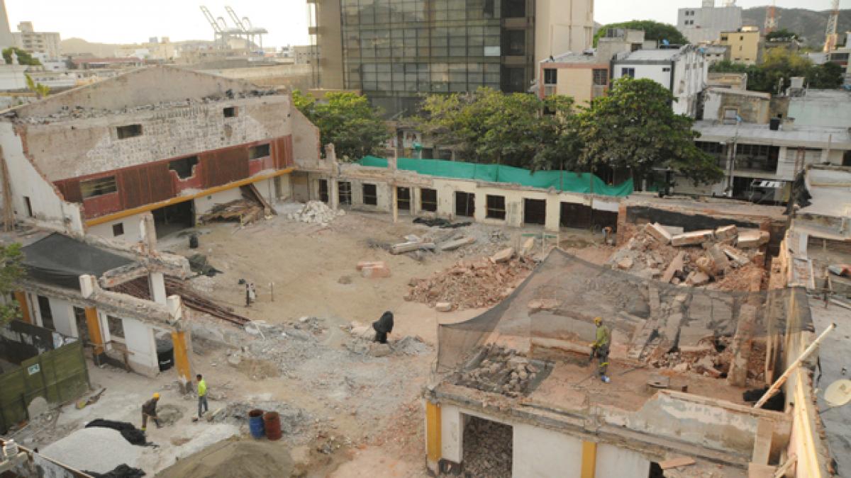 Cesó la horrible noche, recursos para terminar restructuración del Teatro Santa Marta están garantizados