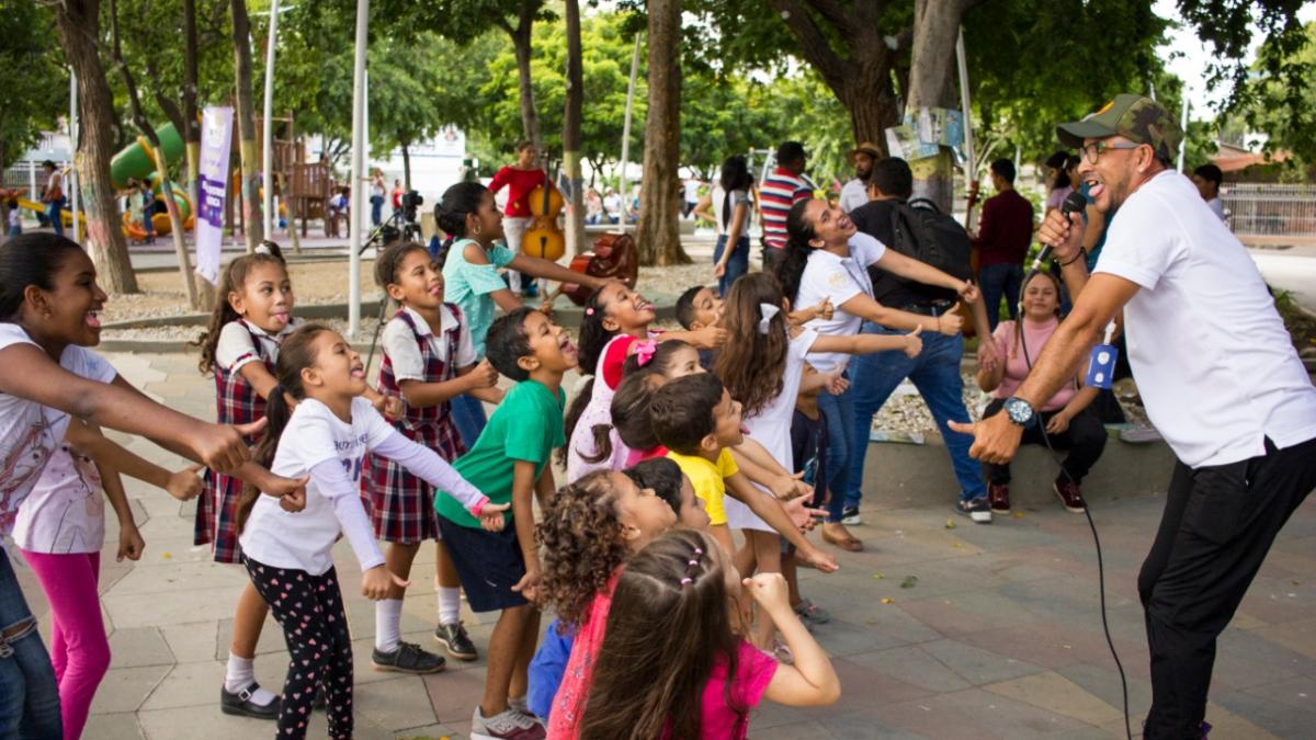 El Cundí conoció el talento EFAC por medio de Galerías Callejeras 