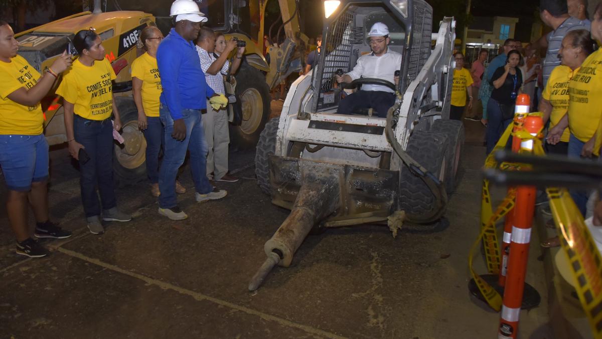 La alcaldía de Santa Marta da inicio a la rehabilitación de la avenida del Río