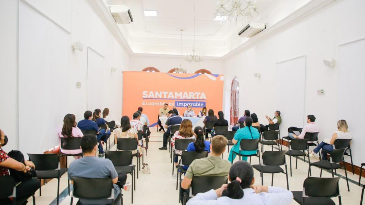 Alcaldesa Virna Johnson conmina a instituciones de salud a brindar un mejor servicio a pacientes con Trastorno del Espectro Autista