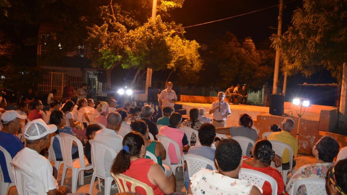 Alcaldía del Cambio moderniza alumbrado público en El Pando con 846 luminarias LED