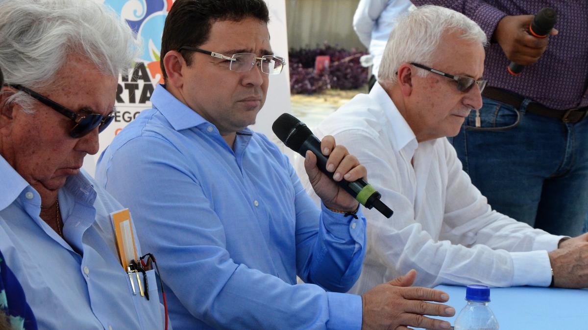 Alcalde Rafael Martínez postulará la candidatura de la ciudad como sede para realizar los V Juegos de Mar y Playa 2023
