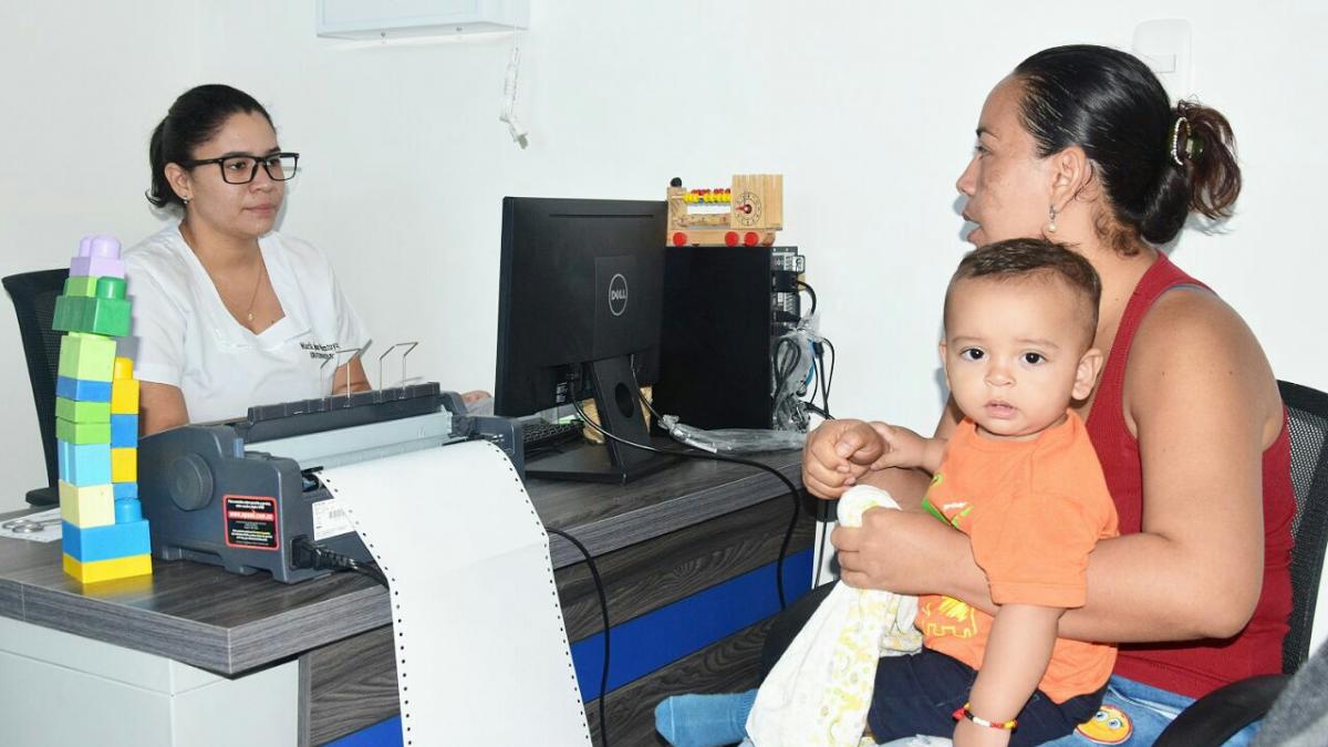 Líderes comunales saludan puesta en funcionamiento del centro de salud de la Paz.