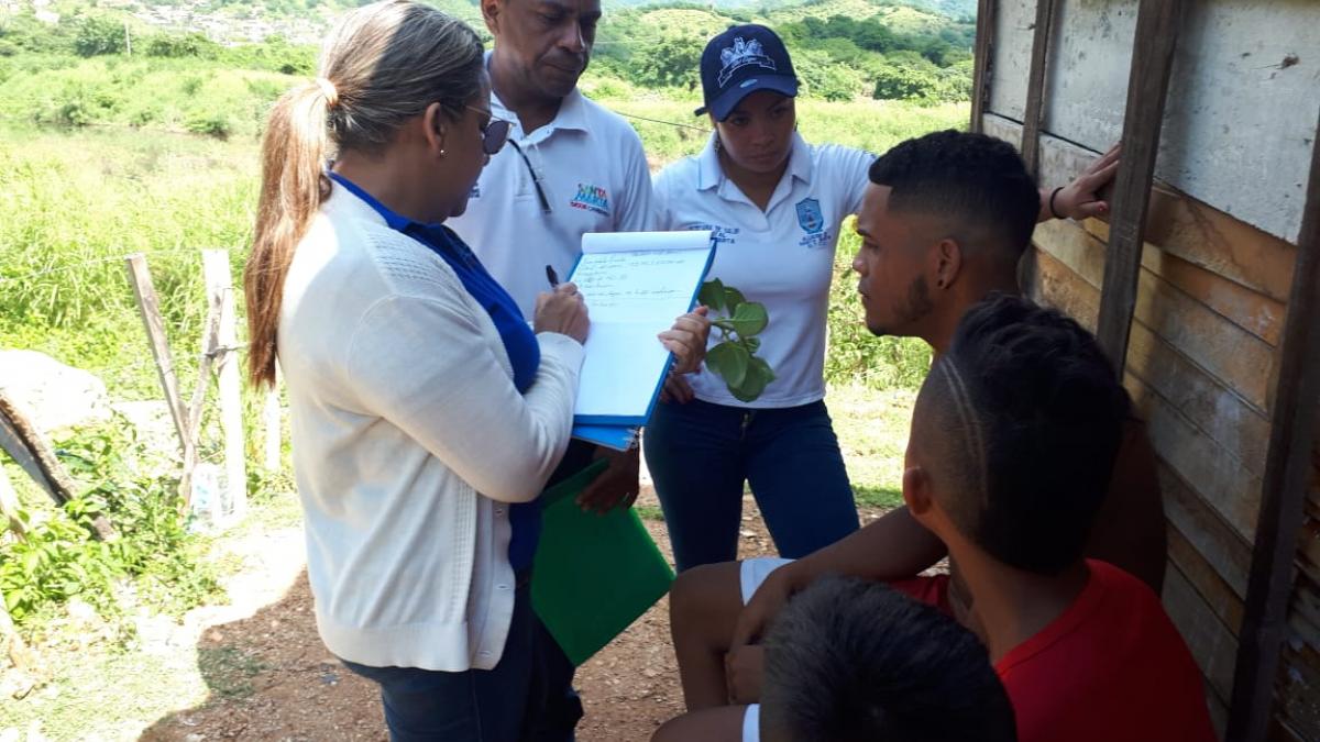 Distrito realiza búsqueda activa comunitaria en Los Fundadores