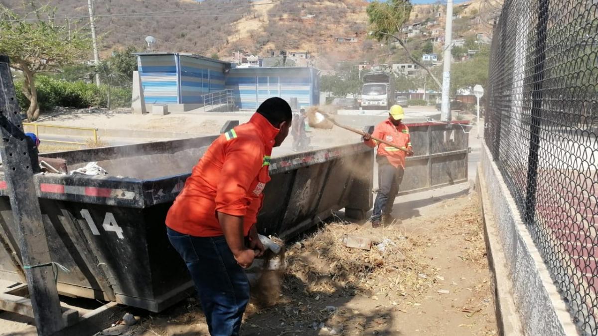 La Essmar se toma diferentes puntos de la ciudad con jornadas de limpieza