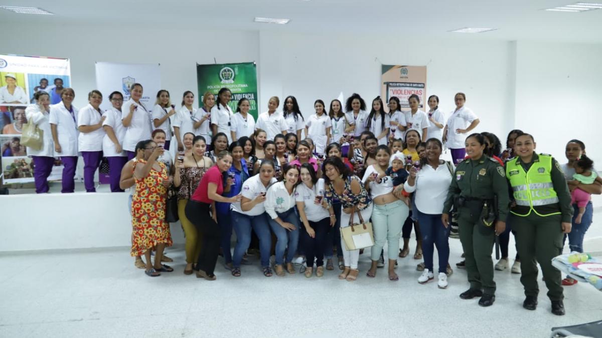 30 mujeres samarias participaron en capacitación de orientación ocupacional y jornada de autoestima