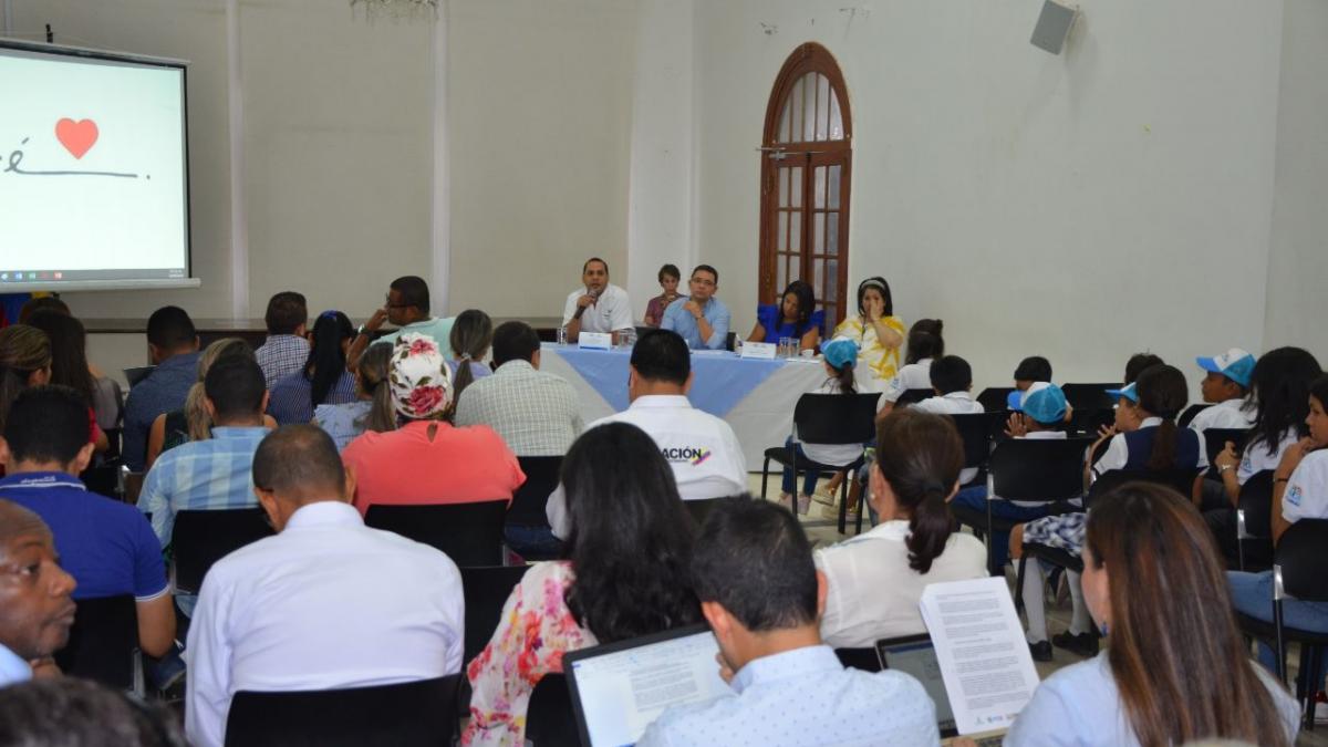 Distrito abordó el tema de migrantes venezolanos en  Consejo de Política Social