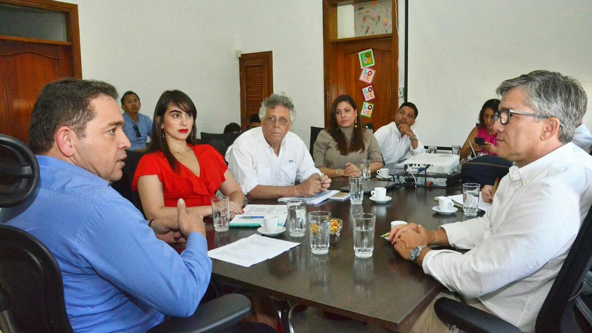 Gestionarán recuperación de la Bahía e inversión en el malecón de El Rodadero