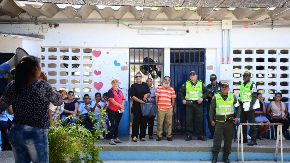Casa a casa, investigarán origen de fuertes olores en el 11 de Noviembre