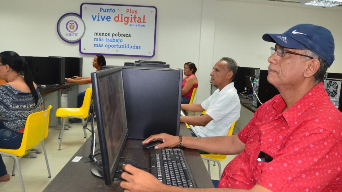 Capacítate gratis en los Puntos Vive Digital del Distrito