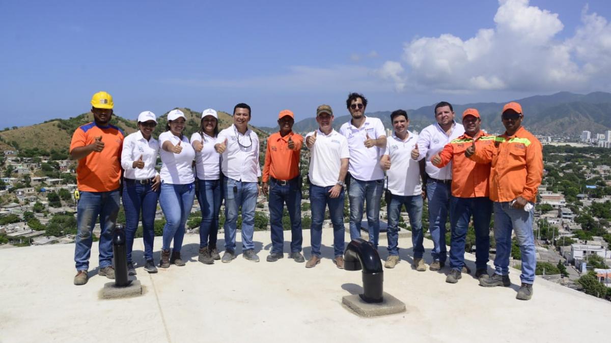 Essmar hace entrega oficial del tanque de María Eugenia