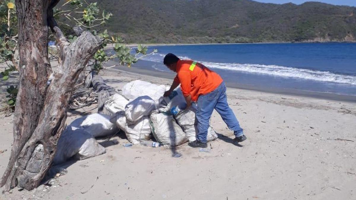 Essmar recogió 3.5 toneladas de residuos aprovechables en el Parque Tayrona