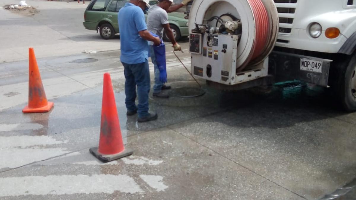 Essmar trabaja para mejorar servicio de alcantarillado en el Centro Histórico