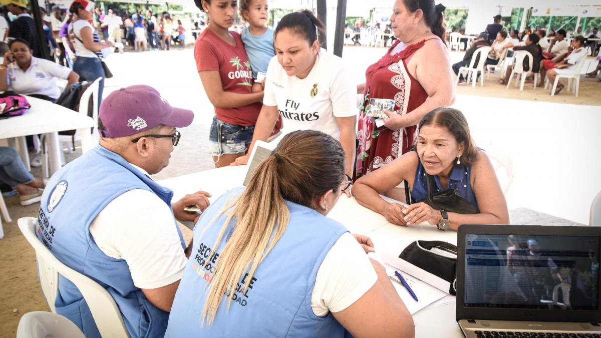 667 personas en Altos de Bahía Concha accedieron a la 'Feria de la Equidad y el Buen Vivir' de la Alcaldía del Cambio