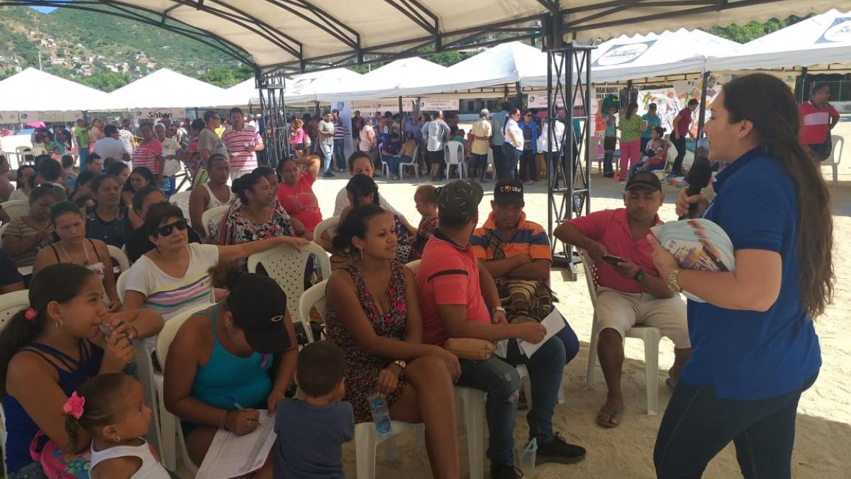 800 personas en Gaira accedieron a la 'Feria de la Equidad y el Buen Vivir' de la Alcaldía