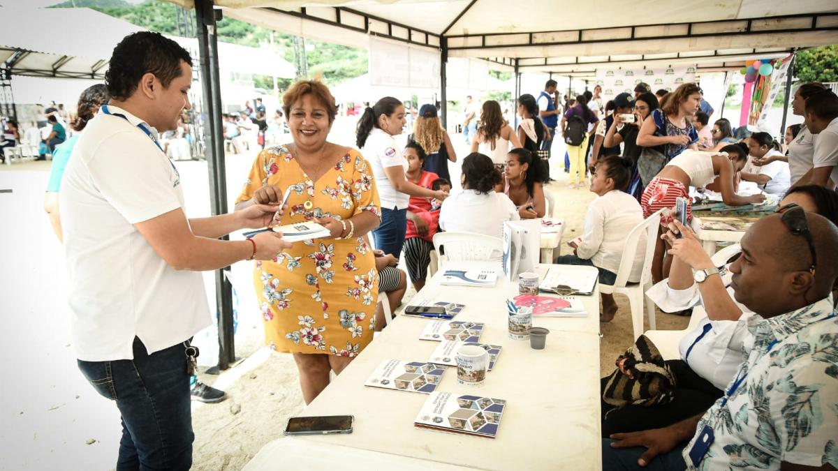 María Eugenia  recibió la Feria de la ‘Equidad y el Buen Vivir’ de la Alcaldía del Cambio