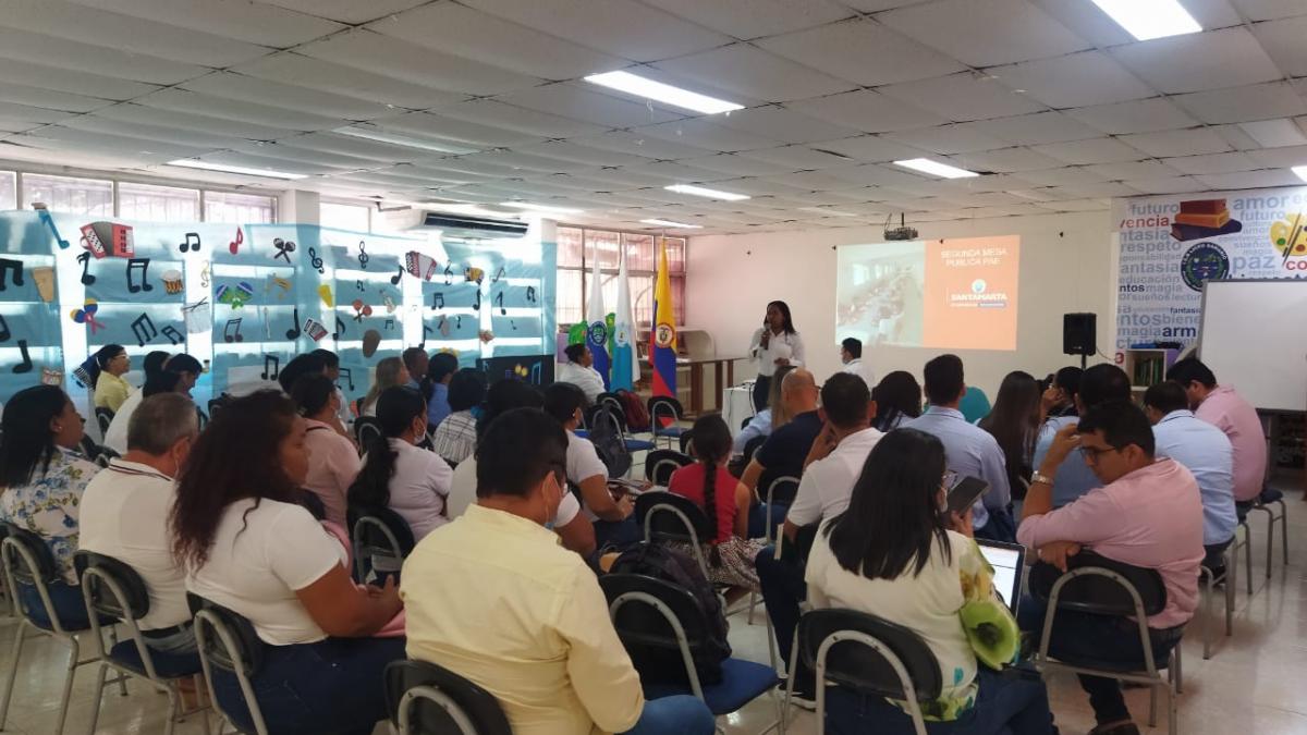 Distrito entregó raciones alimentarias diarias a 54 mil estudiantes a través del PAE
