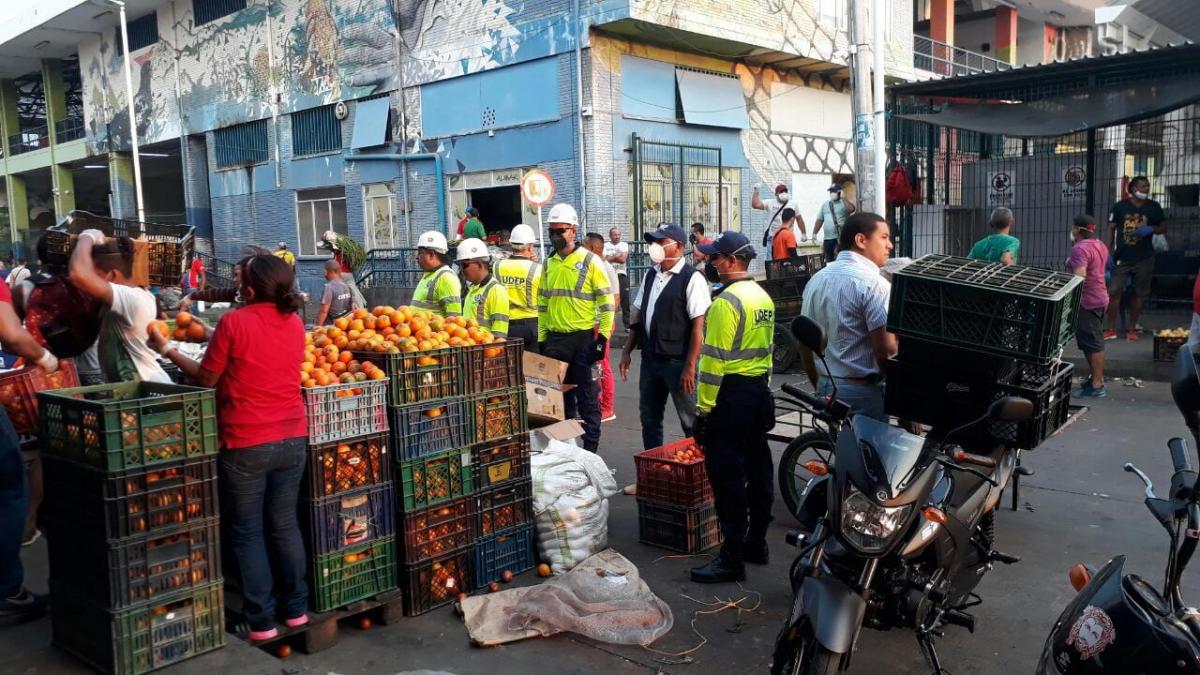 UDEP verifica que vendedores informales prevengan propagación del Covid-19