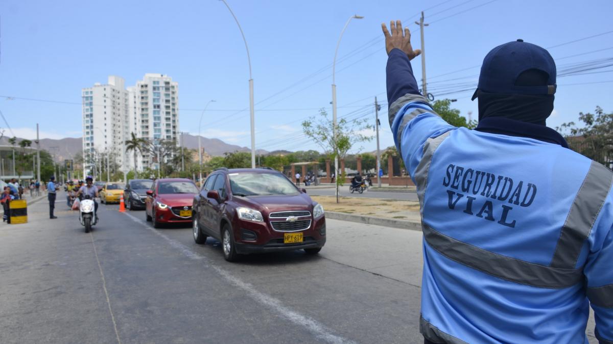 Alcaldía adopta medidas para mejorar la movilidad durante época navideña