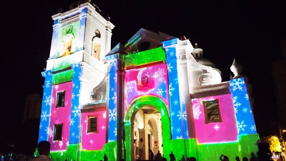 La Catedral se viste de colores con la proyección del Mapping Navideño