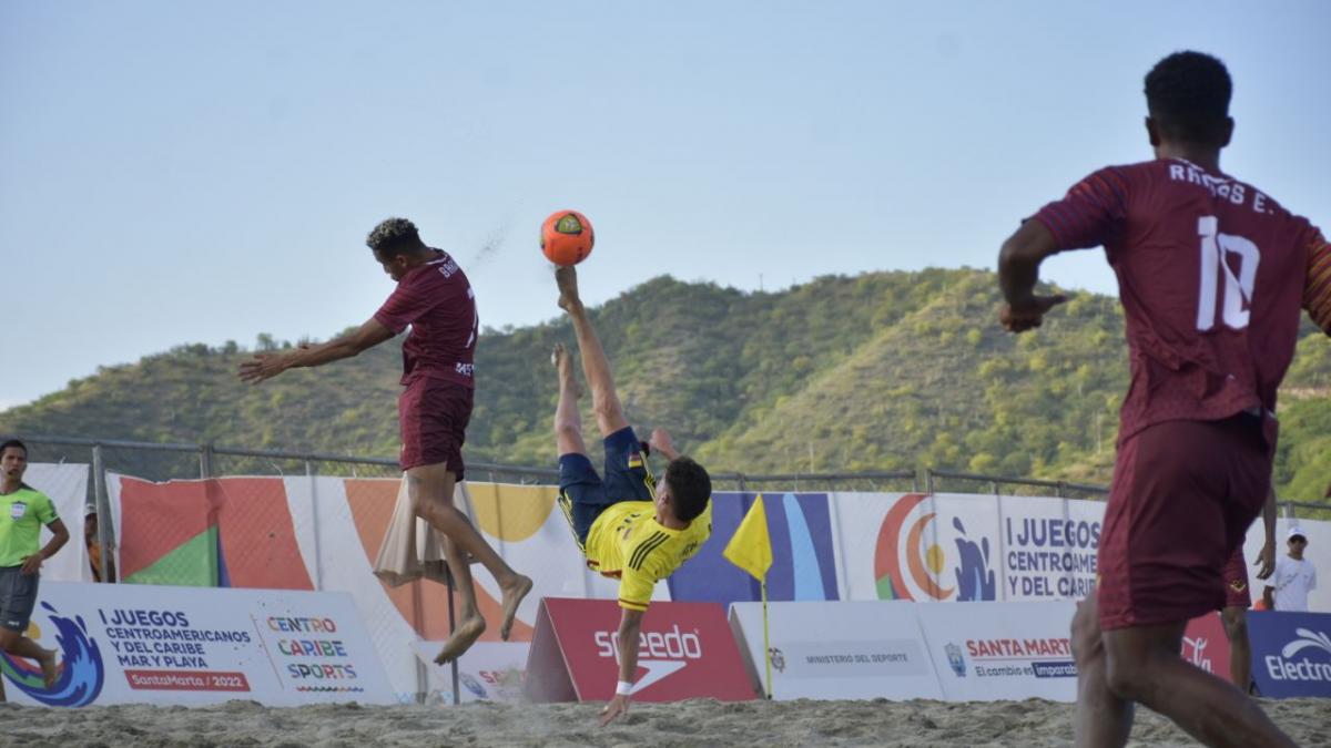 El Salvador, primer finalista del fútbol playa en los Juegos Centroamericanos y del Caribe de Mar y Playa