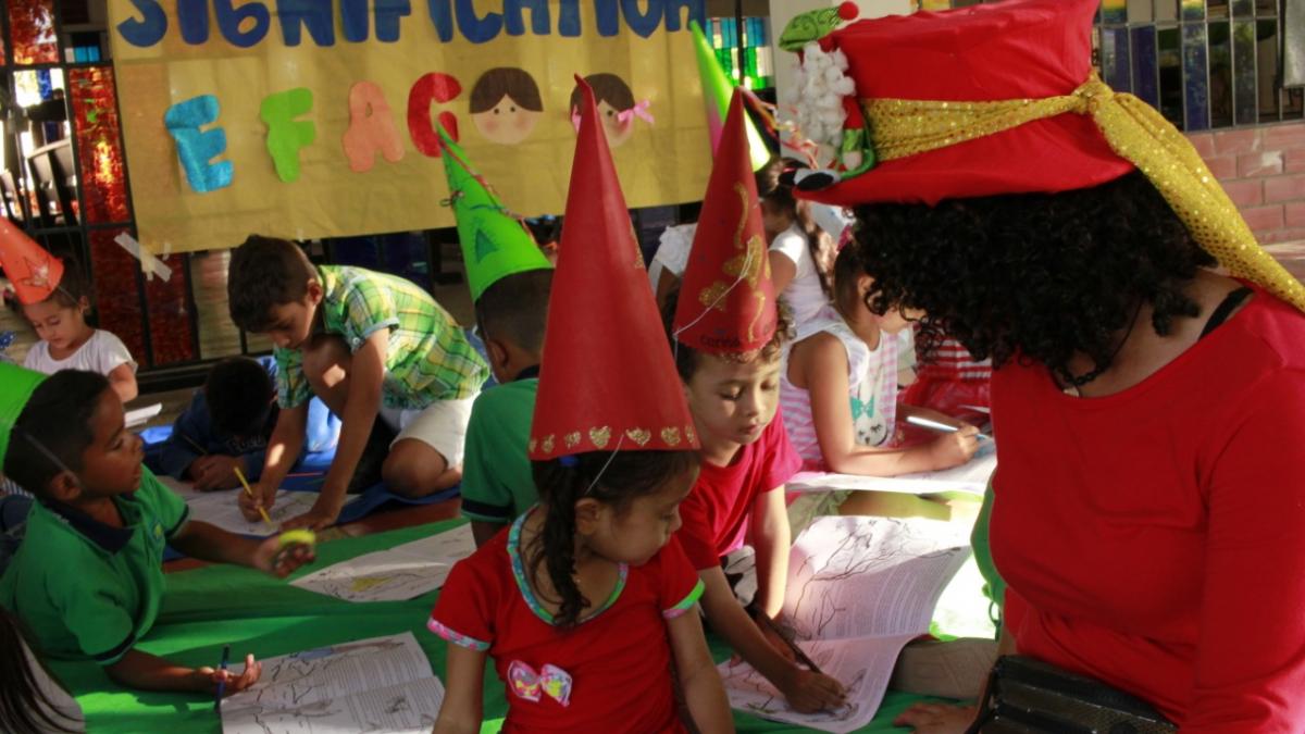 A la Paz llegó Galería callejera de la EFAC