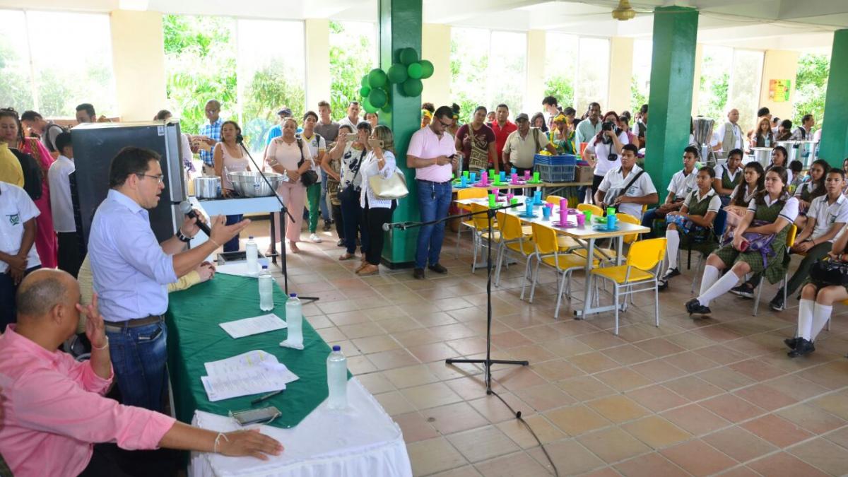 791 millones de pesos que invirtió el Distrito en dotación escolar