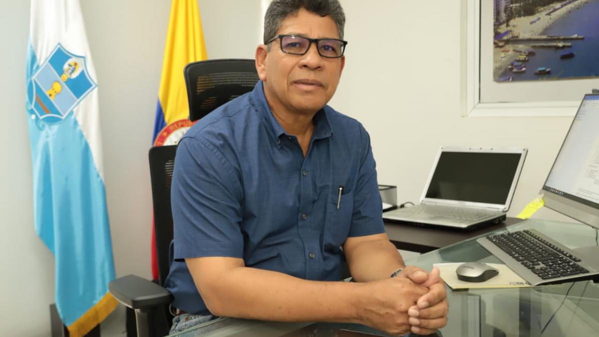 Isaac Pertuz Bolaño, Alcalde de la Localidad Tres