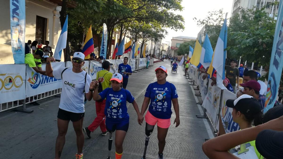 La gente le respondió a la 5 K # Fuerza Danny