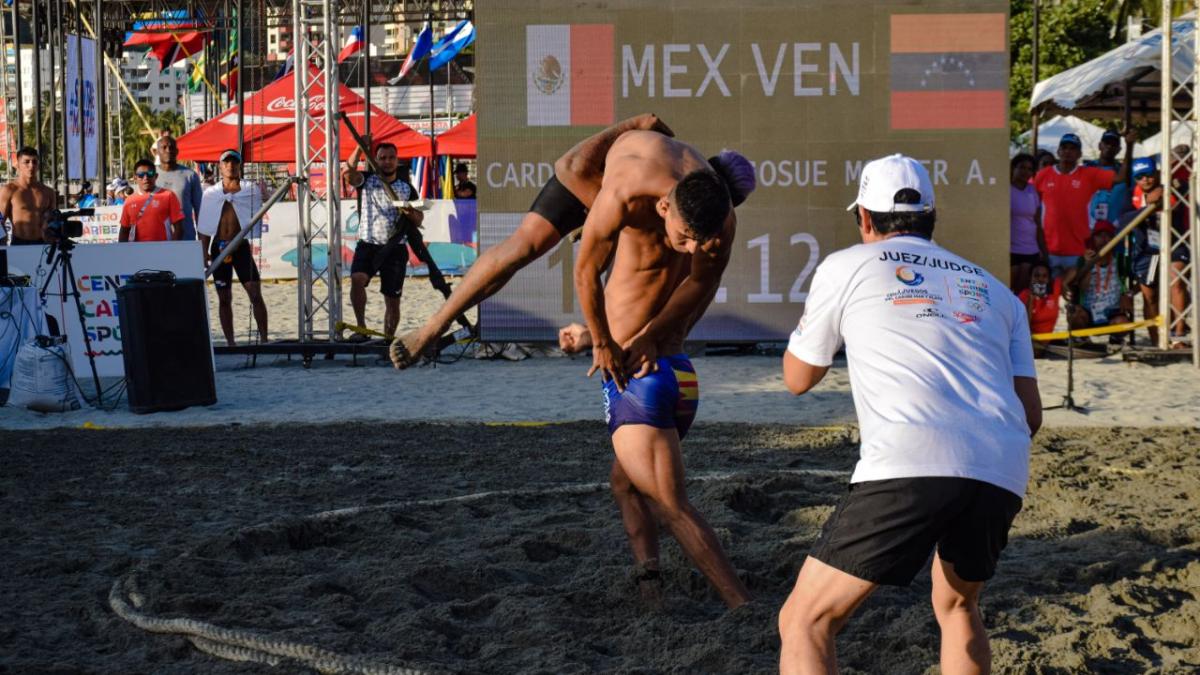 Venezuela, Colombia y República Dominicana, se quedaron con el oro en la lucha libre de playa