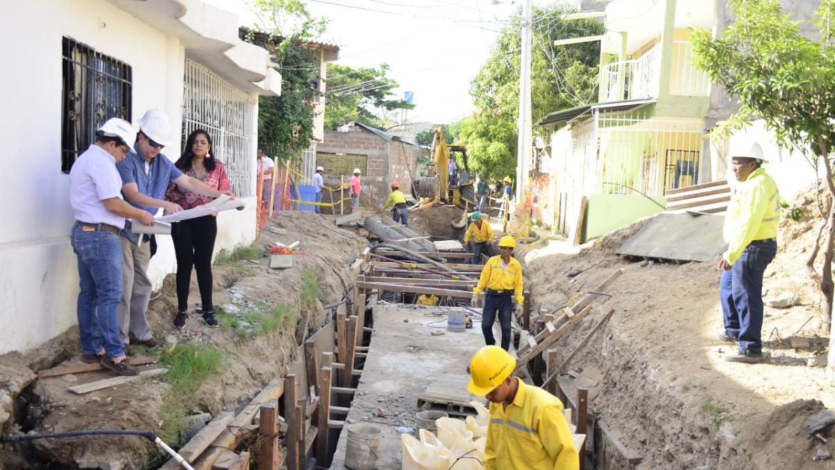 Distrito toma medidas para evitar traumatismos por inicio obras de los colectores de la Carrera 19 y El Jardín