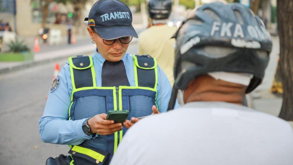 Alcaldía endurece operativos contra placas adulteradas y parrillero hombre