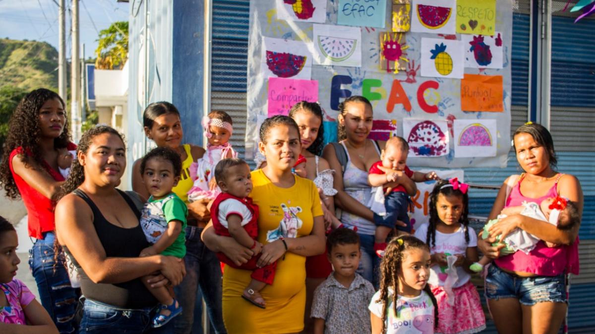 En la Galería Callejera de San Fernando los niños jugaron a ser artistas