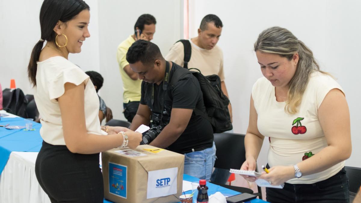 Con participación de la comunidad, SETP busca nombre para el sistema de transporte en Santa Marta
