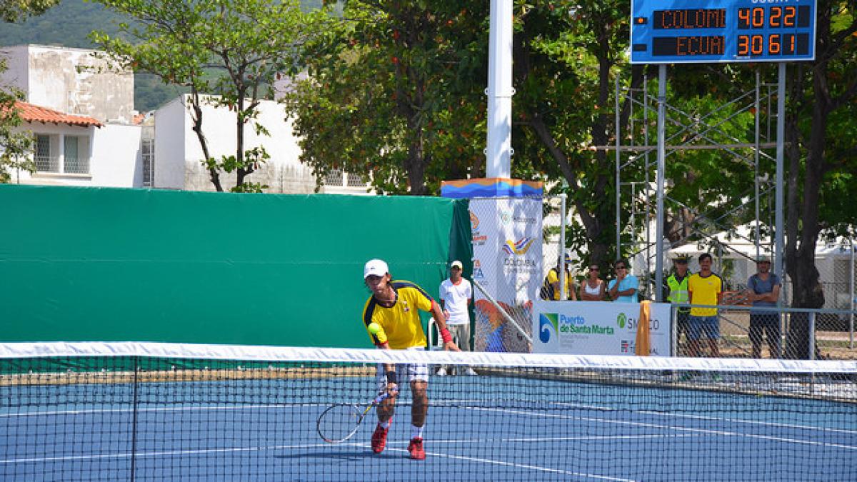 El tenis “10” se tomó el complejo de raquetas la “Libertad”