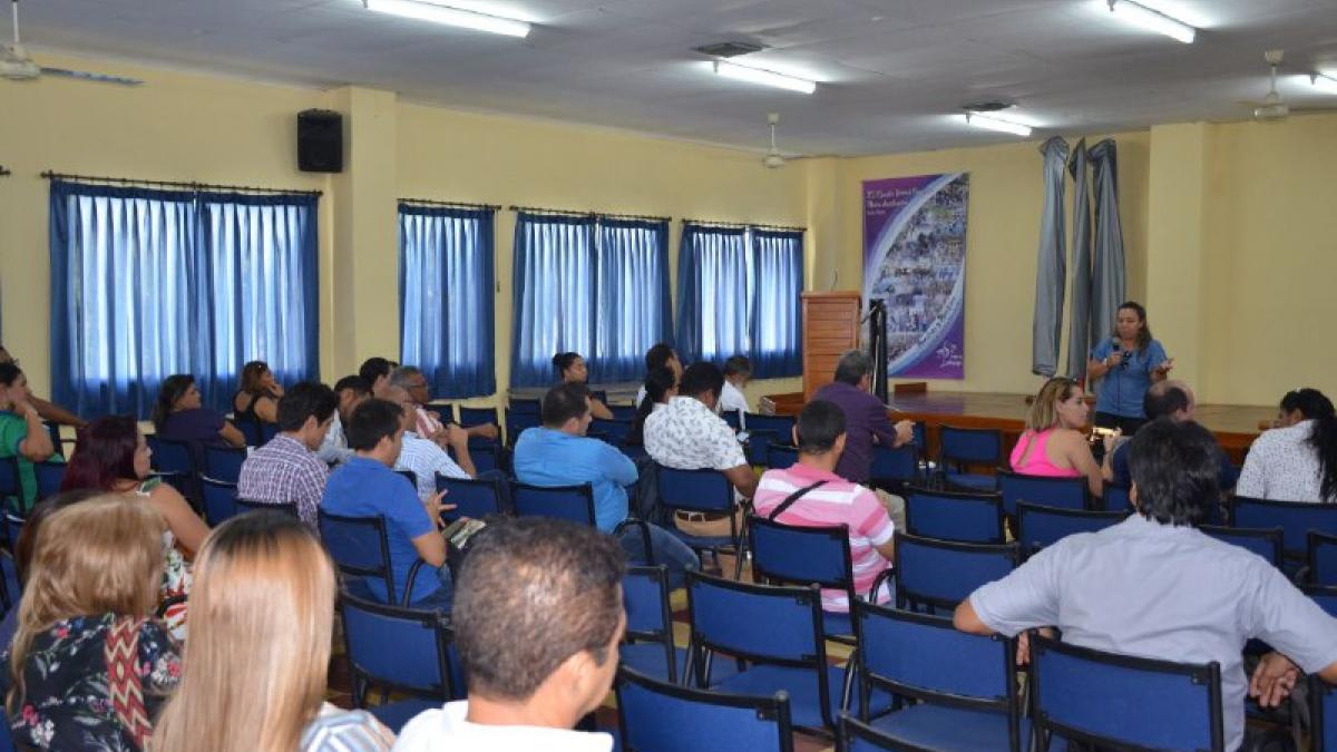 Se realizó taller “El cuidado del agua: realidades y desafíos" con docentes de Ciencias Naturales