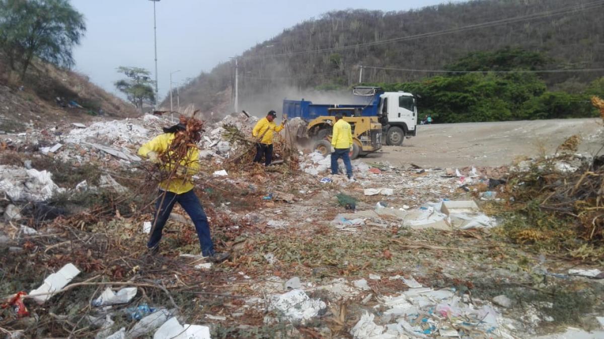 Essmar ha retirado 201 toneladas de escombros en el sector de Tres Cazuelas