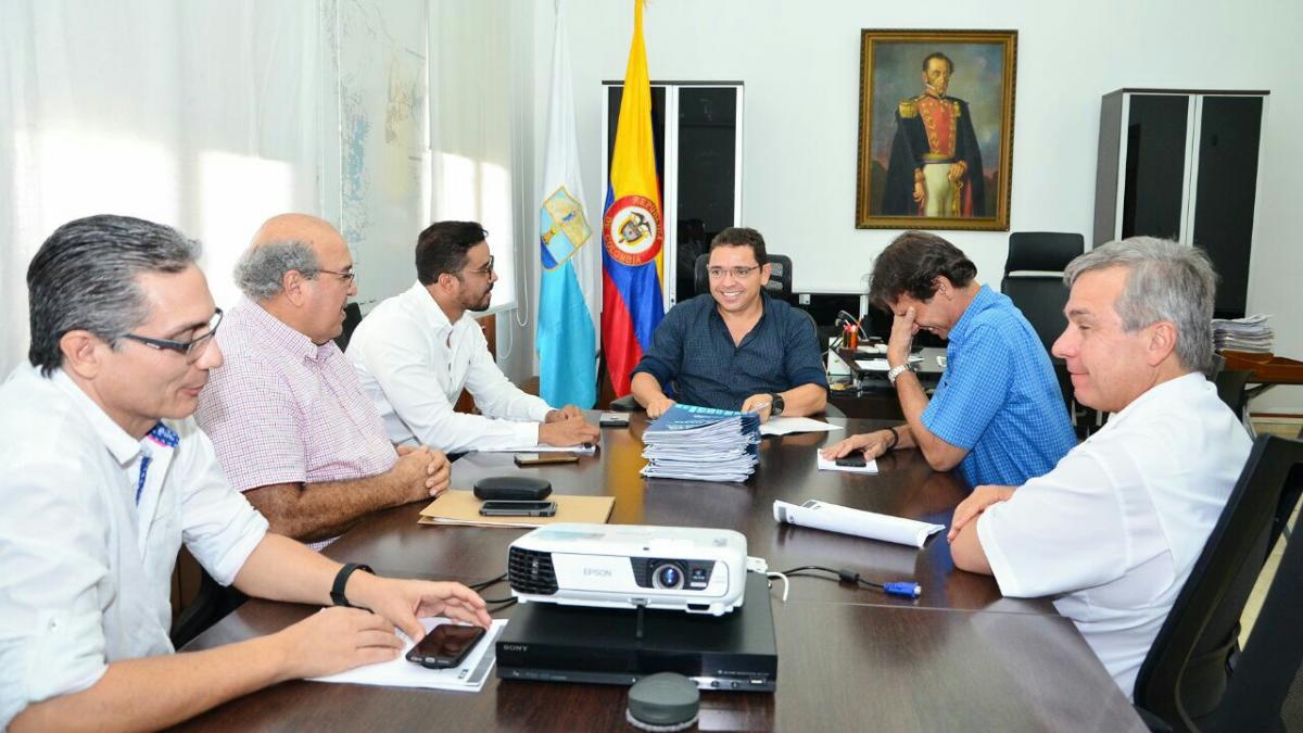 Alcalde Martínez se reunió con el gerente de Camacol