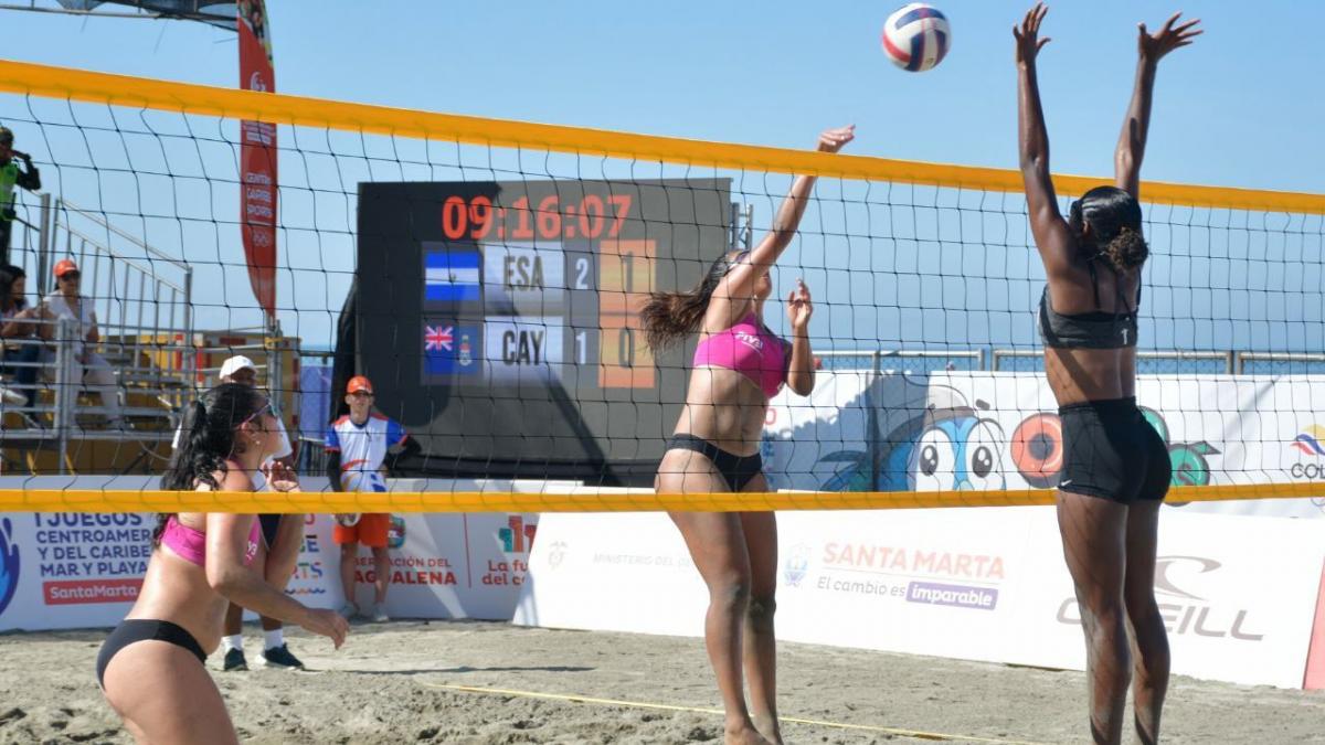 Listos los semifinalistas de voleibol playa femenino y masculino