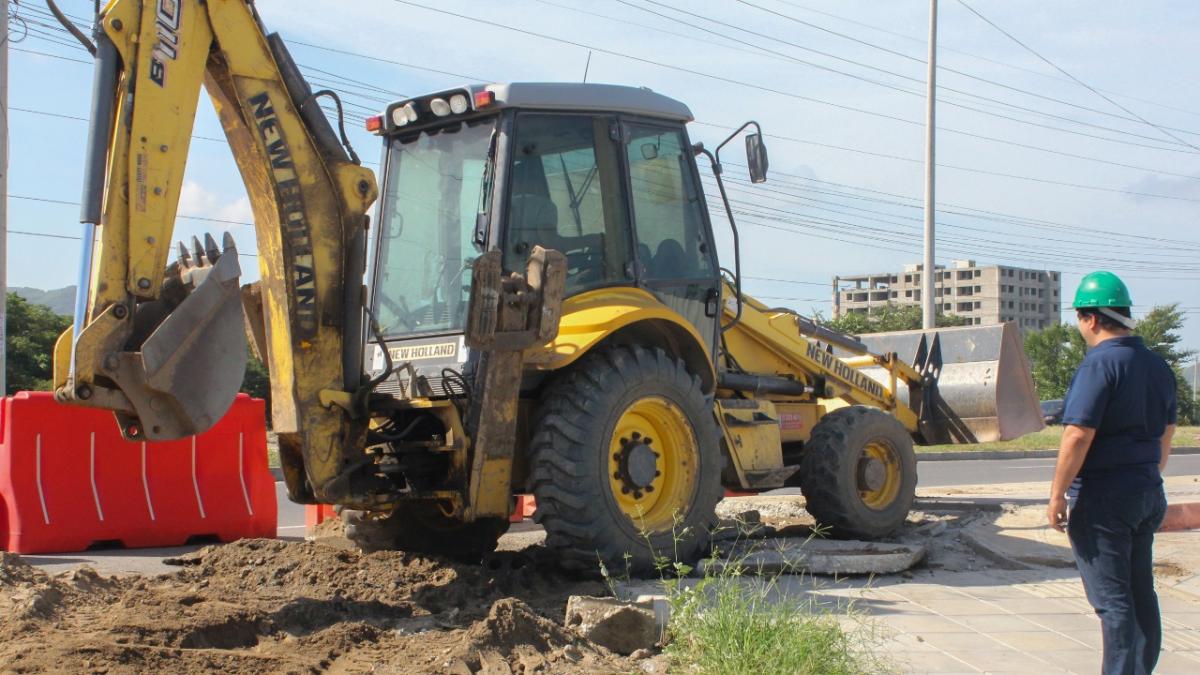 Alcaldía del Cambio respalda obras de mitigación en la UCC