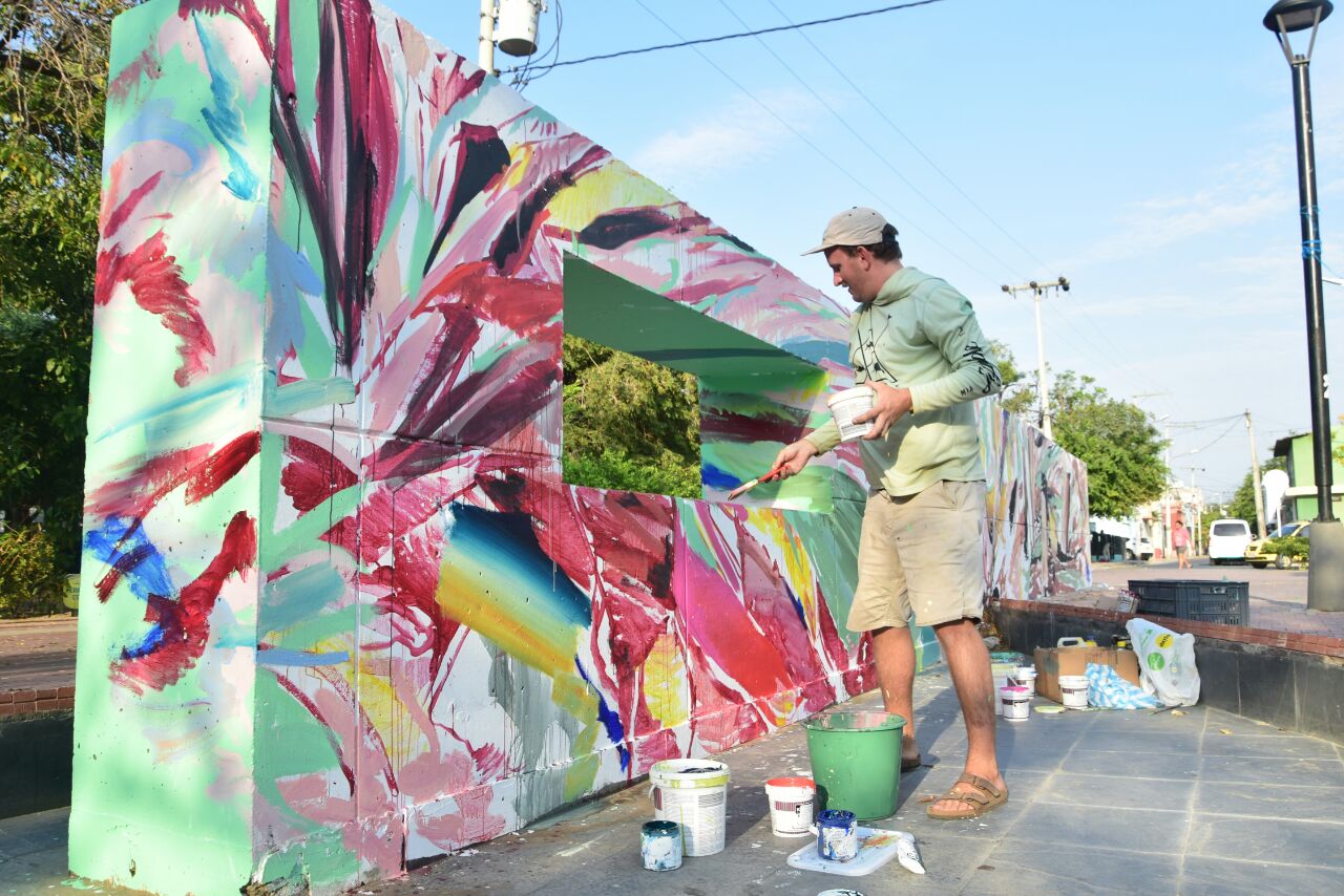 Terminan mural ambiental en Parque San Miguel se Santa Marta Terminan mural ambiental en Parque San Miguel se Santa Marta